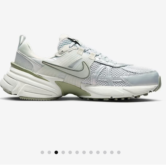 Nike v2k sneaker - Picture 3 of 7